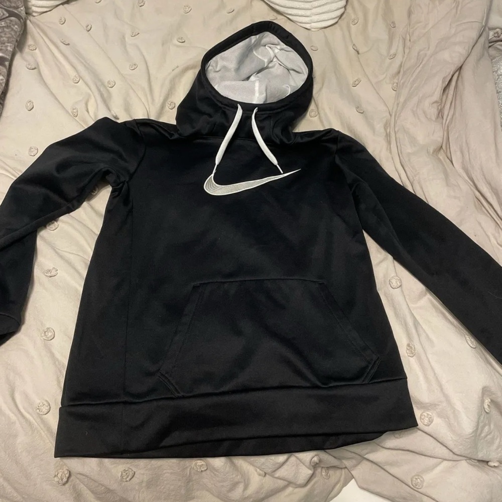 Nike Black and White Dri-FIT Sweatshirt